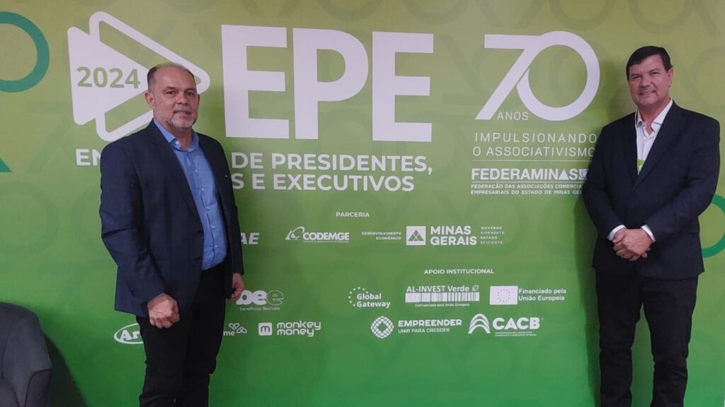 Diretor executivo e presidente da Microempa no evento EPE em Minas Gerais.